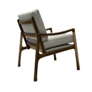 Sillón Lupe en madera de Petiribí tapizado.