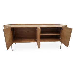 Mueble vajillero todo en Roble Americano con base metálica largo 200 cm.