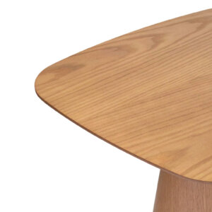 Mesa lateral de diseño orgánico toda en Roble Americano.